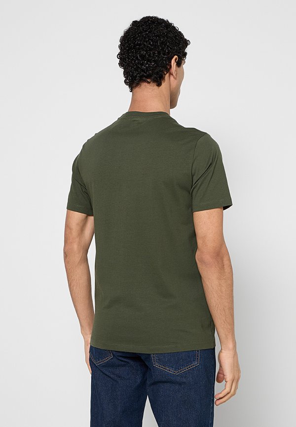 Levi's® REGULAR FIT