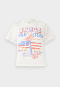 Weißes Baumwoll-T-Shirt mit einem Grafikdruck eines Gitarristen, dem Text "Bruce Springsteen" und einem Hintergrund in Rot und Blau mit der amerikanischen Flagge.