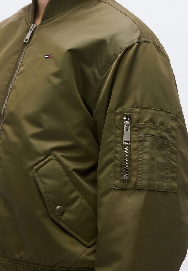 Tommy Jeans SLEEVE POCKET TWILL BOMBER JACKET