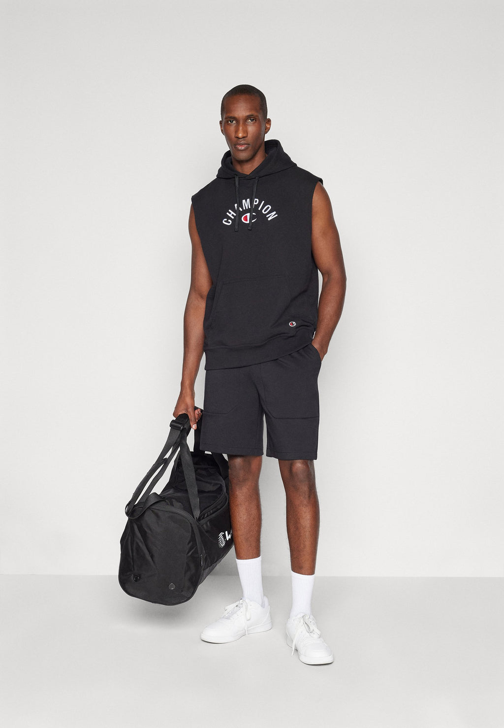 Champion ICONS SLEEVELESS HOODIE WITH CENTRAL LOGO