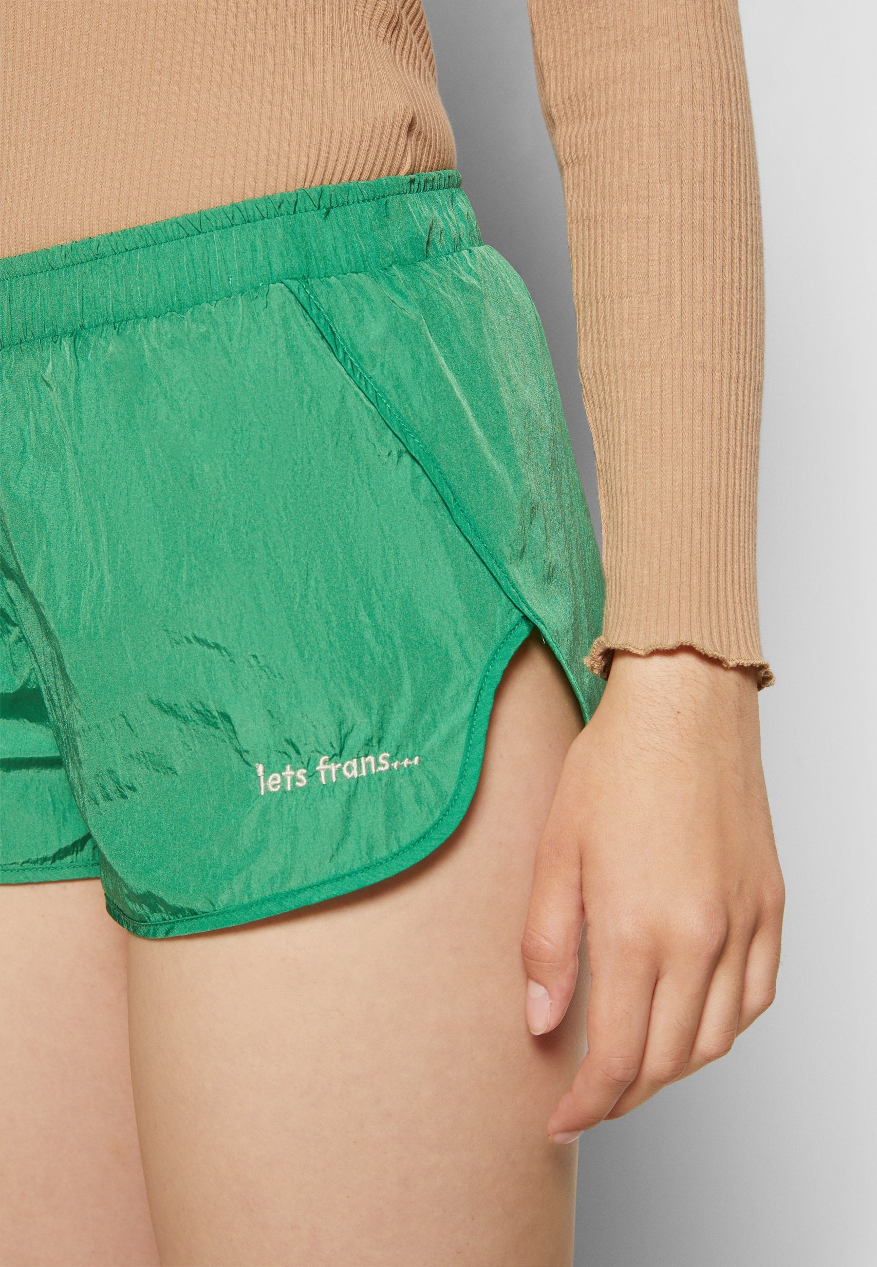 iets frans... RUNNER SHORT