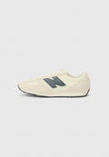 U471 UNISEX Media 1