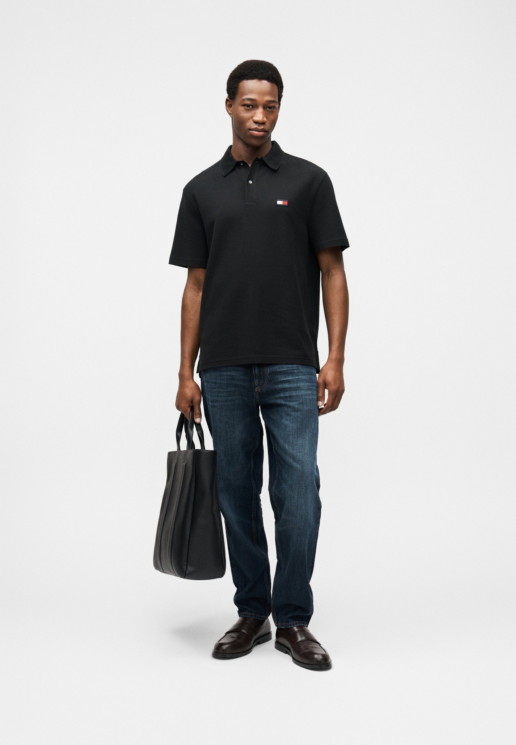 CLASSIC FIT KNIT COLLAR POLO SHIRT Media 2