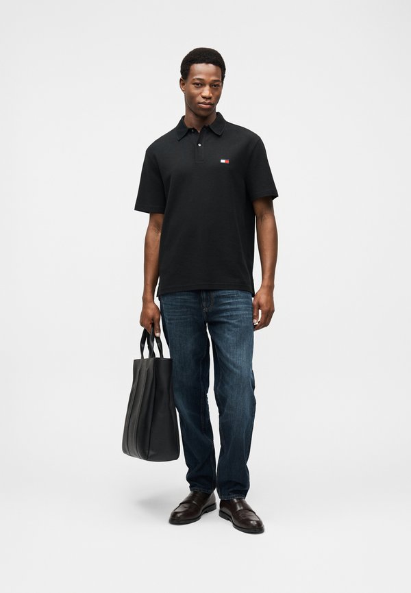 Tommy Hilfiger CLASSIC FIT KNIT COLLAR POLO SHIRT