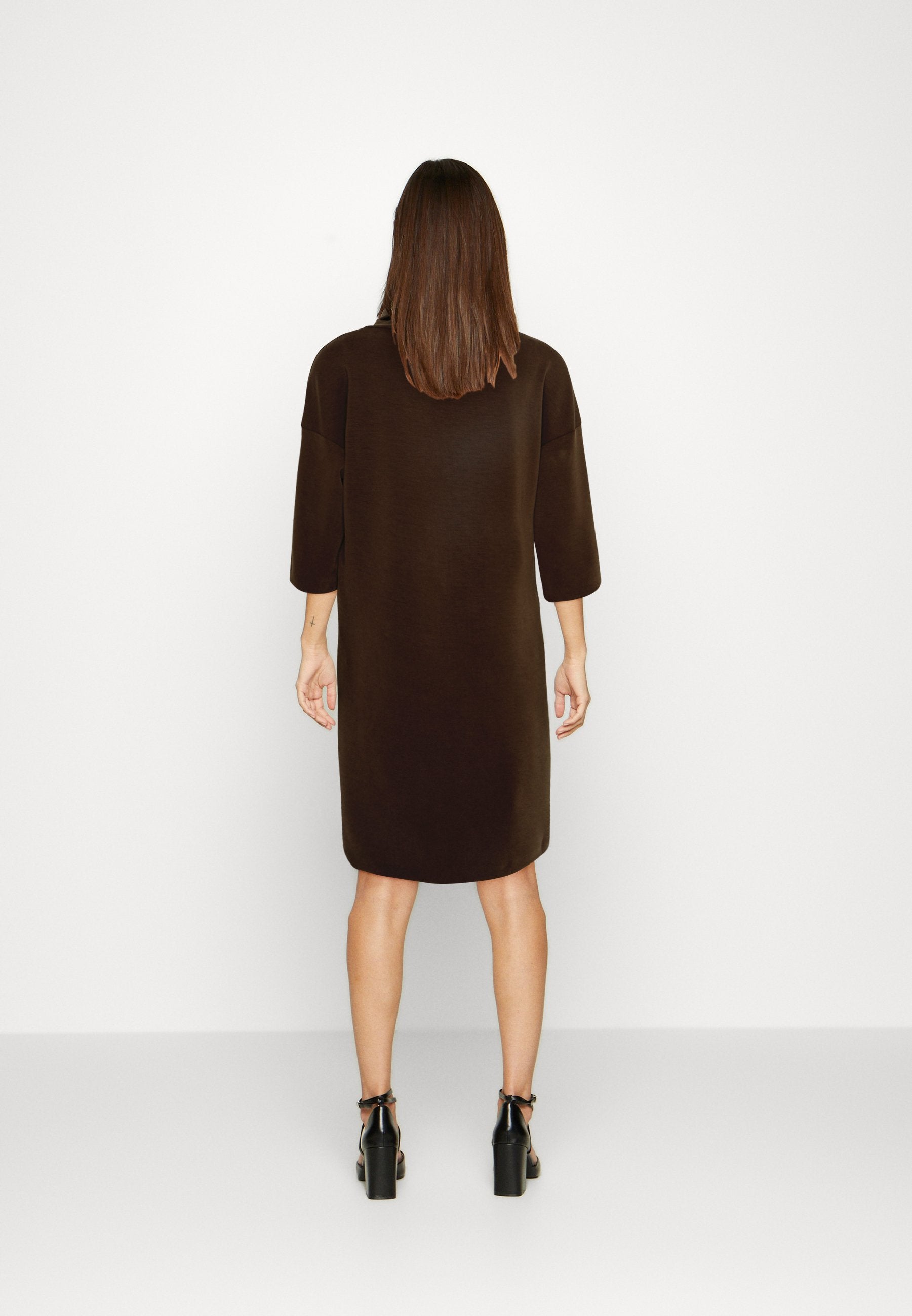 La Strada Unica LSUGAIA HIGHNECK DRESS