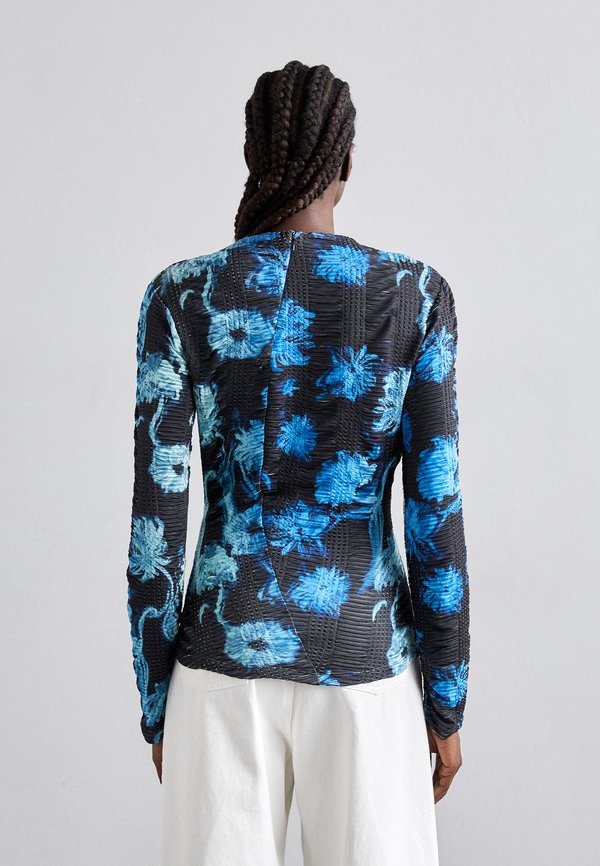 Stine Goya CLARE SMOCKING