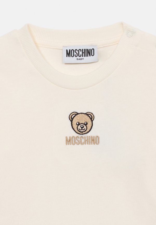 MOSCHINO