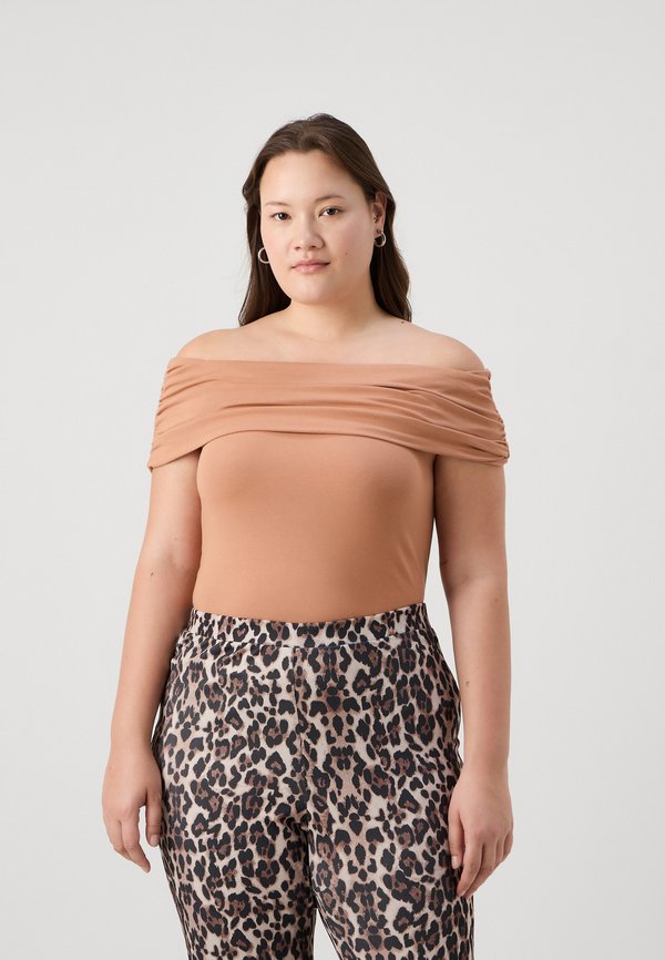 ONLY Carmakoma CARTIME OFF SHOULDER