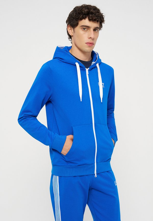 EA7 Emporio Armani