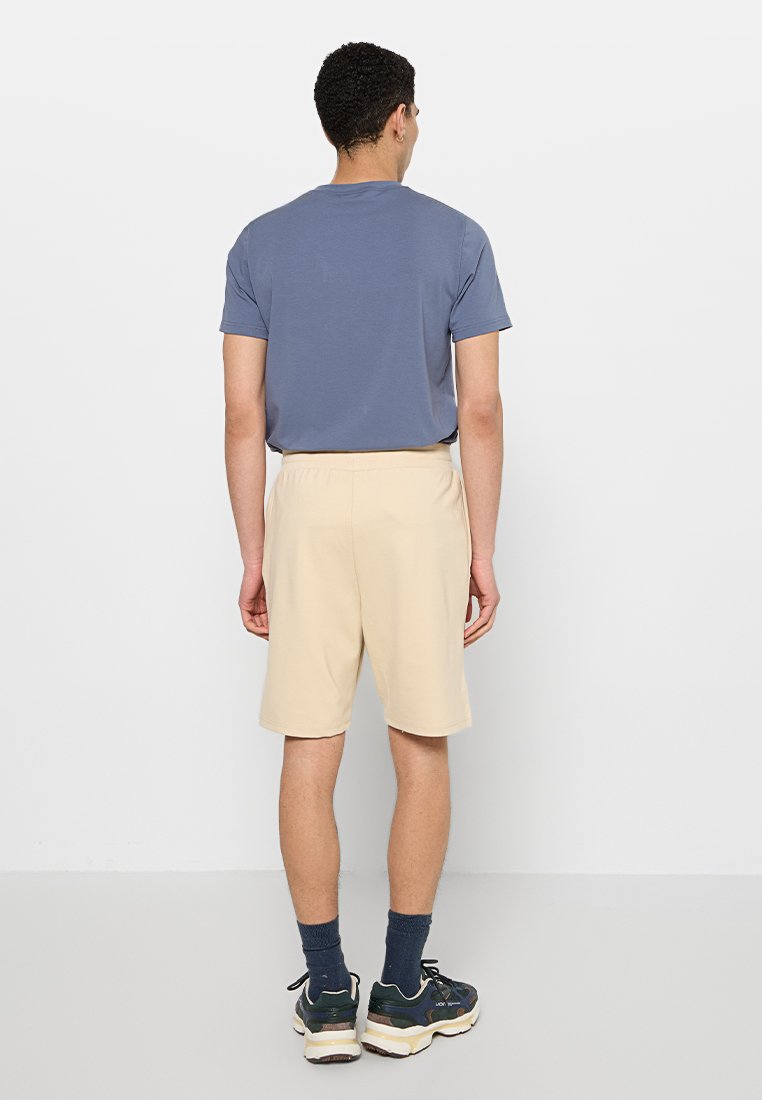Lyle & Scott