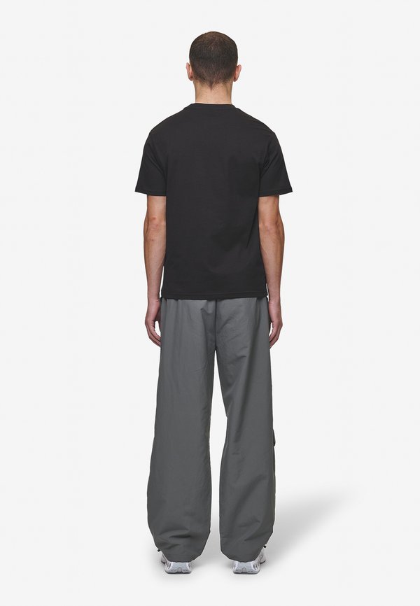 Pegador BANE TEE