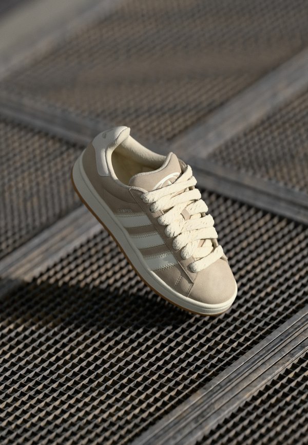 adidas Originals CAMPUS 00S - Skate shoes - white/beige/core white