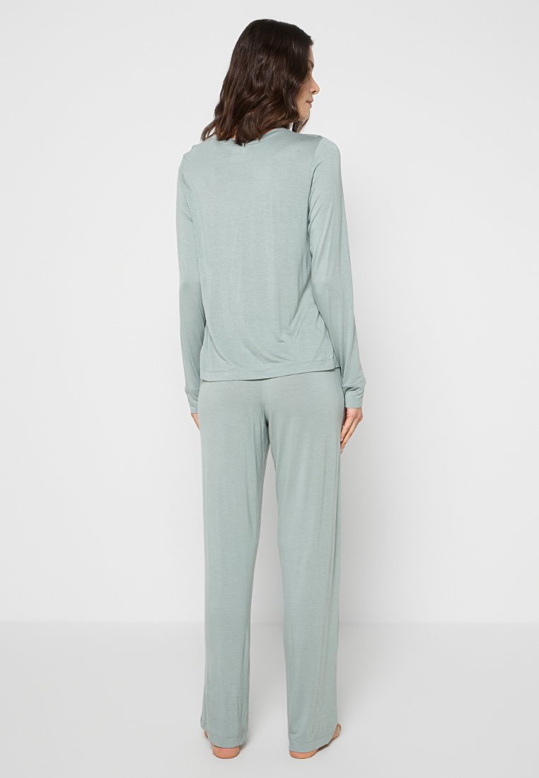 DKNY Loungewear