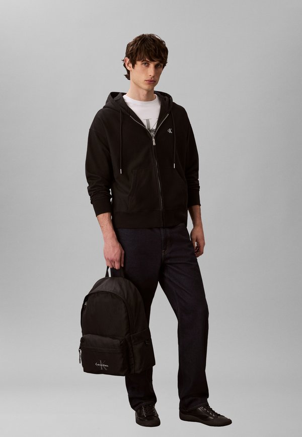 Calvin Klein BOLD ROUND BACKPACK UNISEX - Rucksack - black