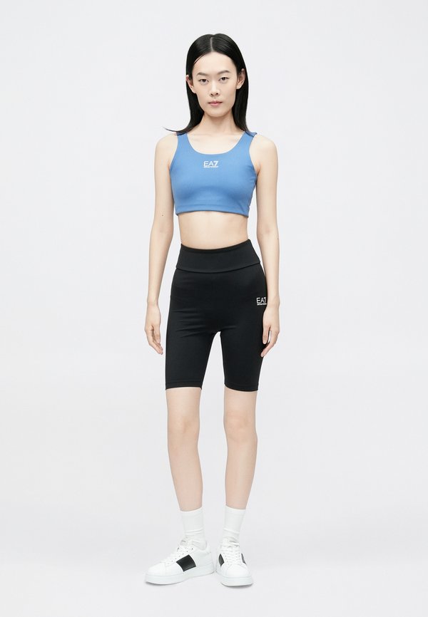 EA7 Emporio Armani