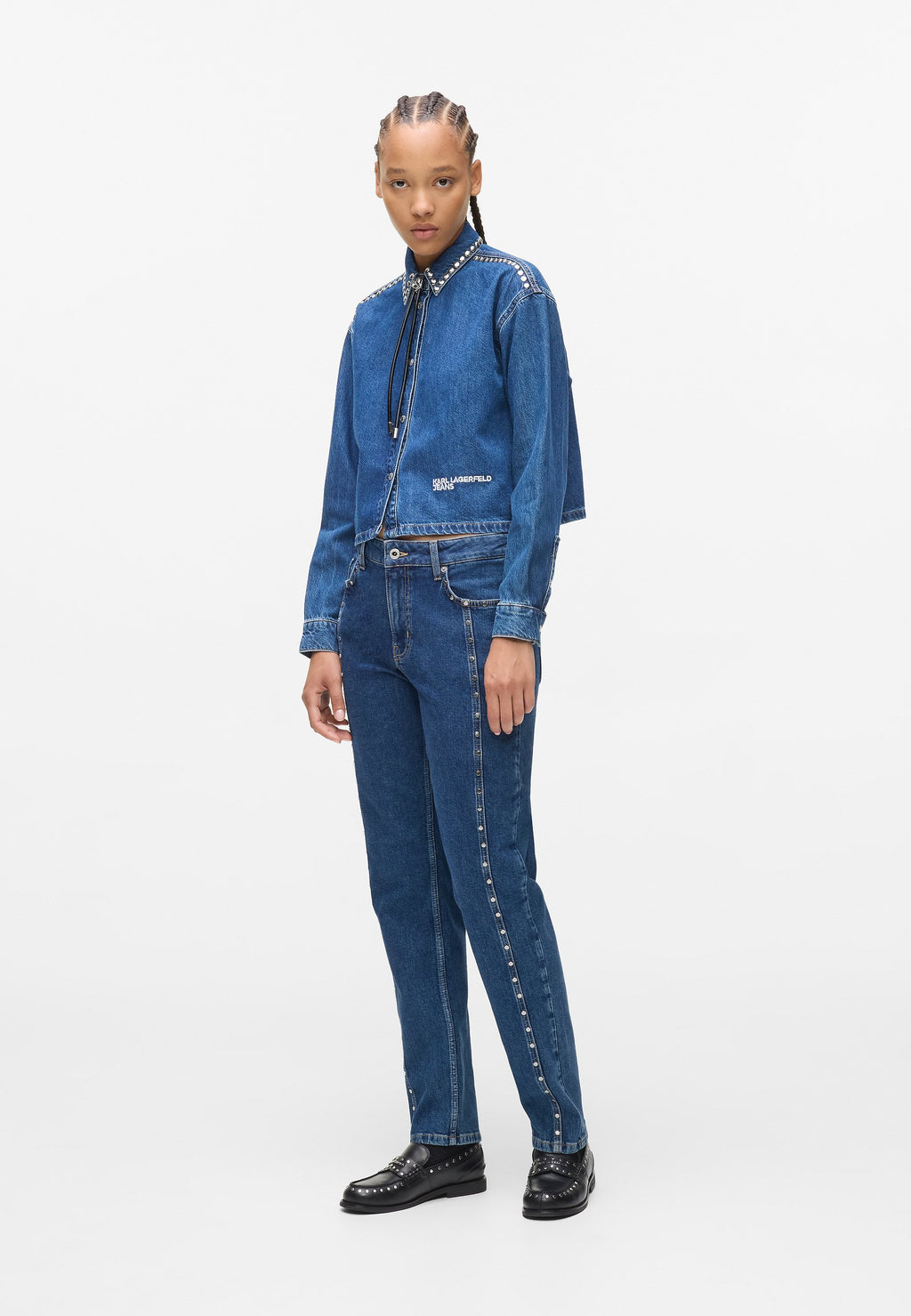 STUDDED MOM Media 2