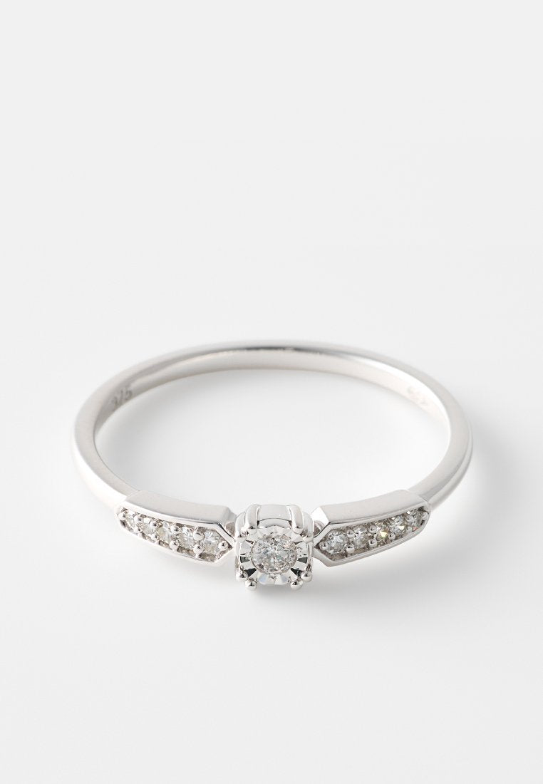 Le Diamantaire 0.09 CT DIAMOND