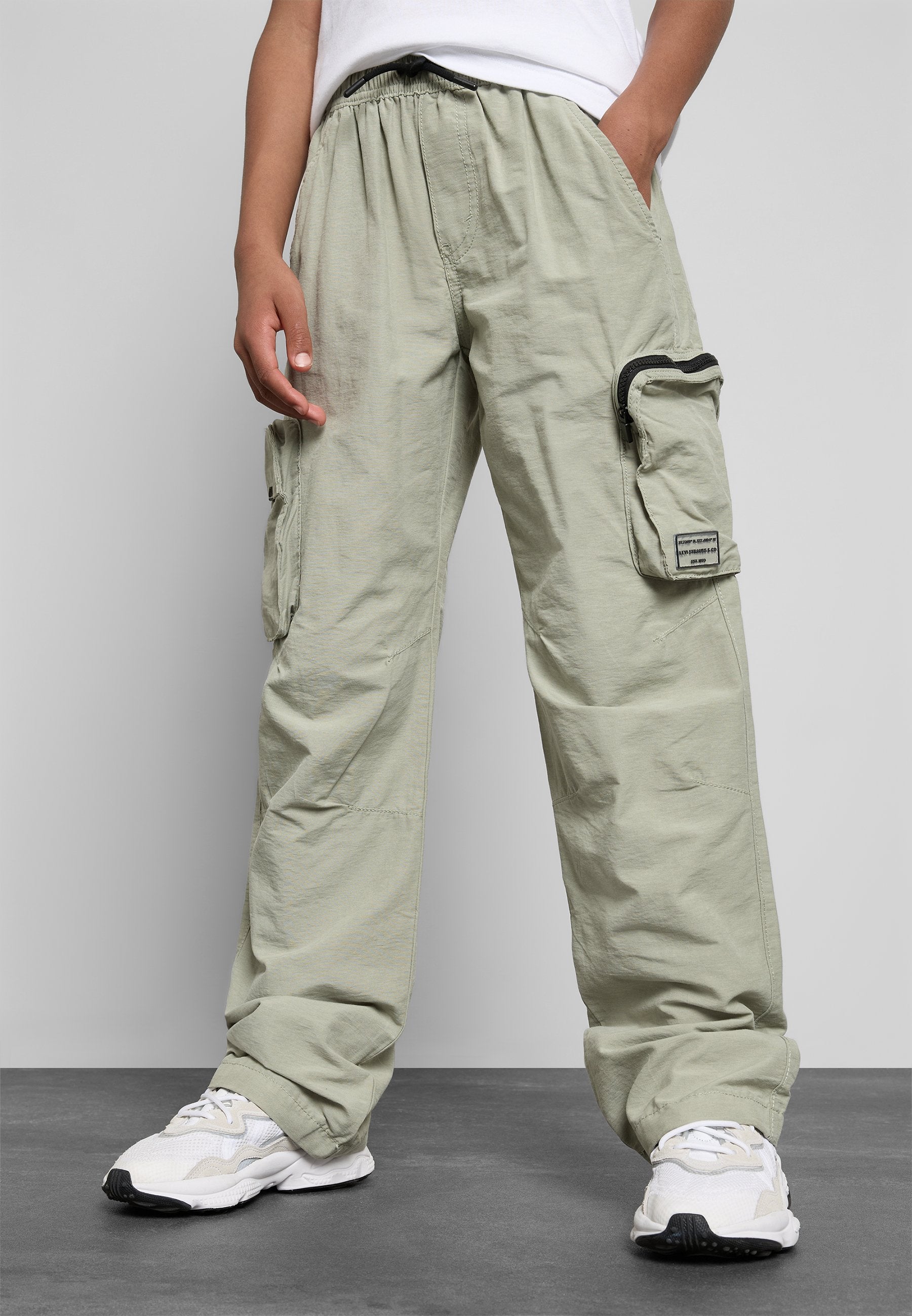 Levi's® PARACHUTE PANTS