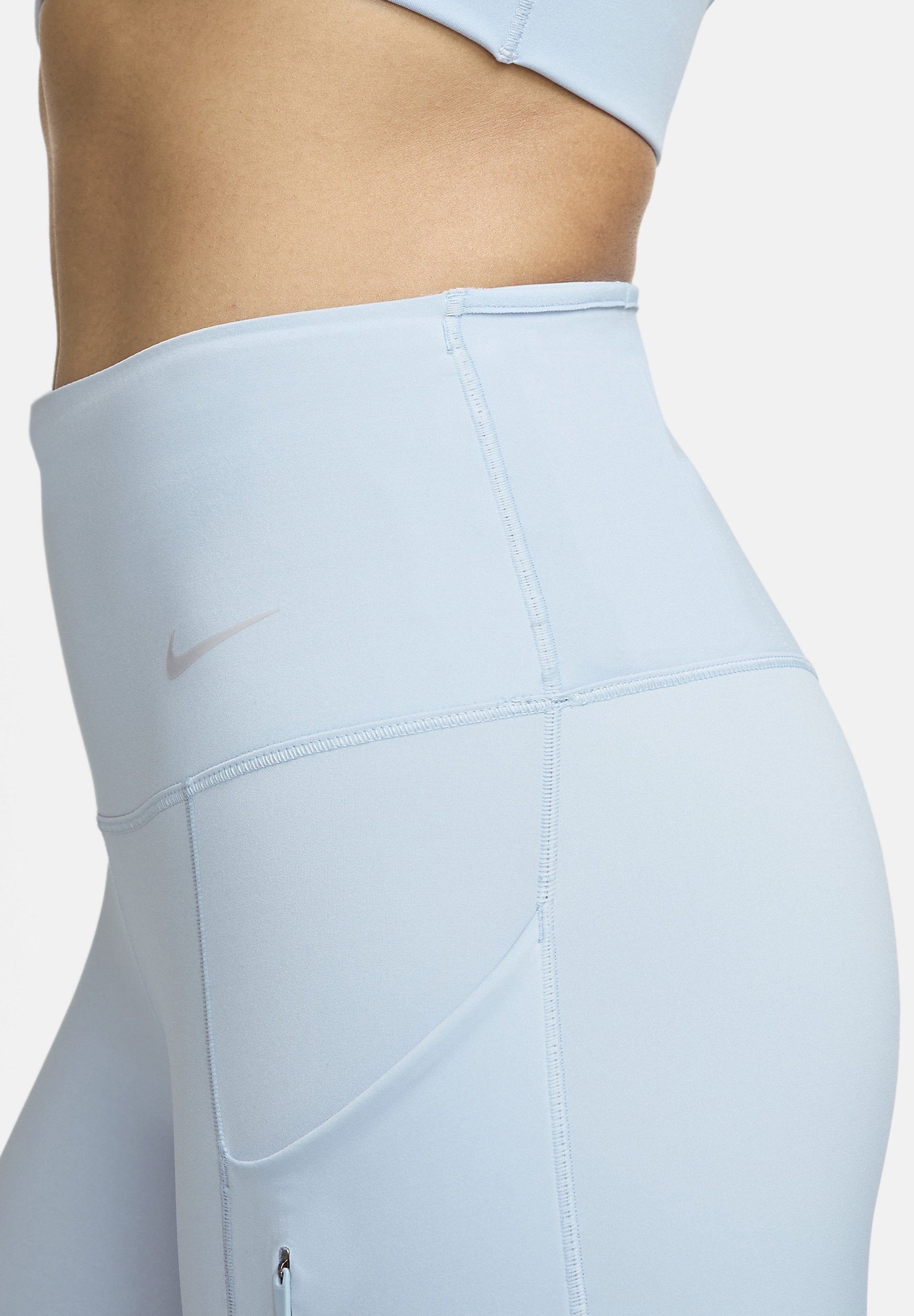 Nike Performance