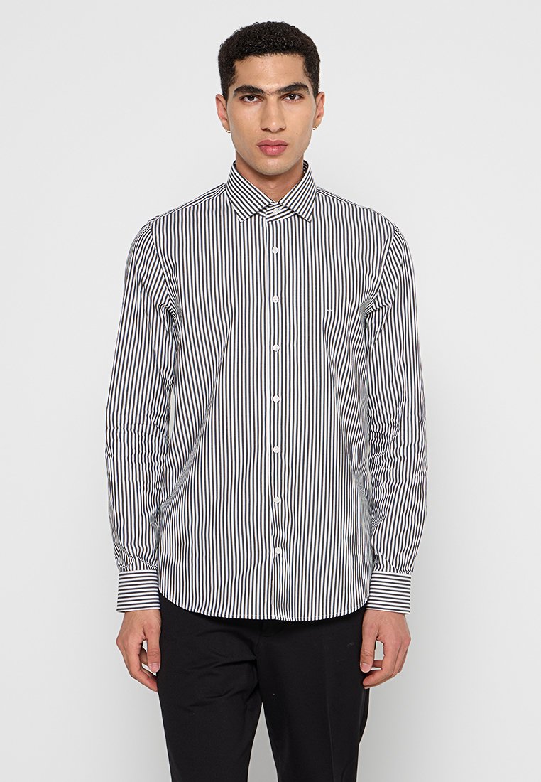 Michael Kors SLIM FIT