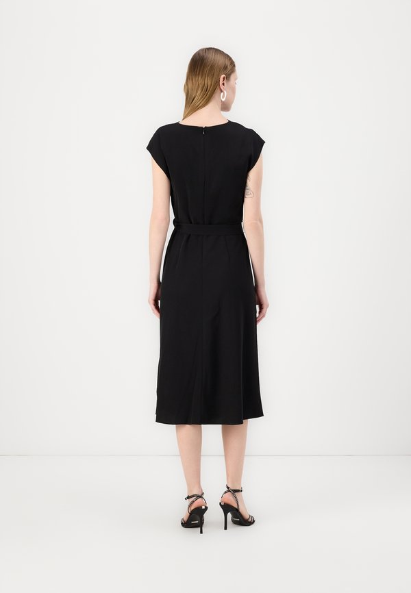 DKNY COWL NECK