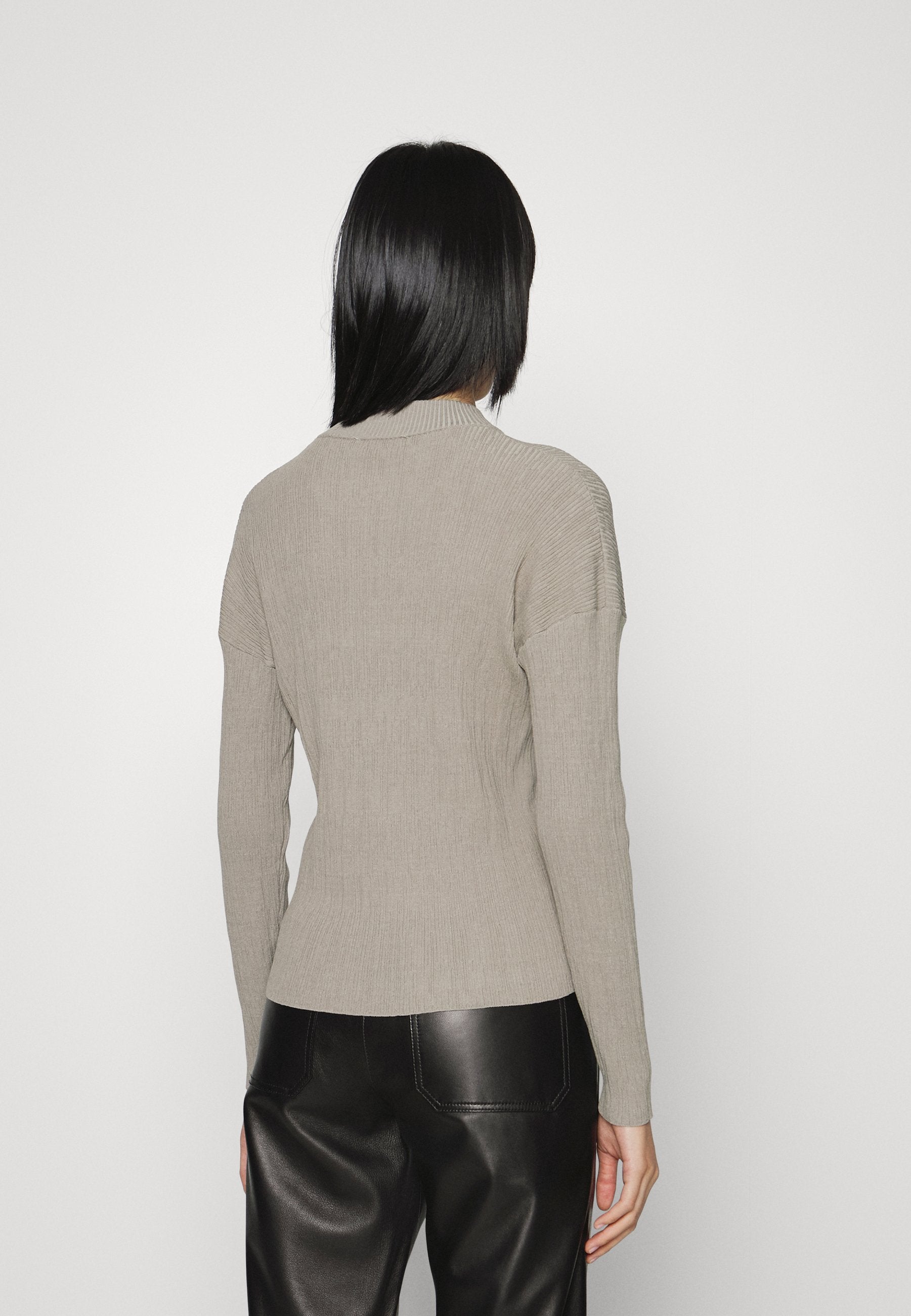 Lounge Nine REFA BLOUSE