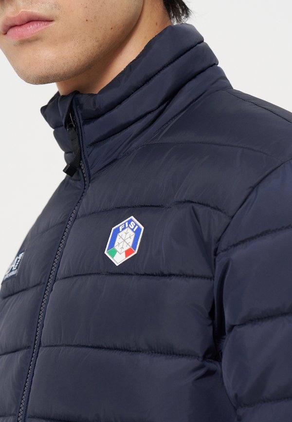 EA7 Emporio Armani