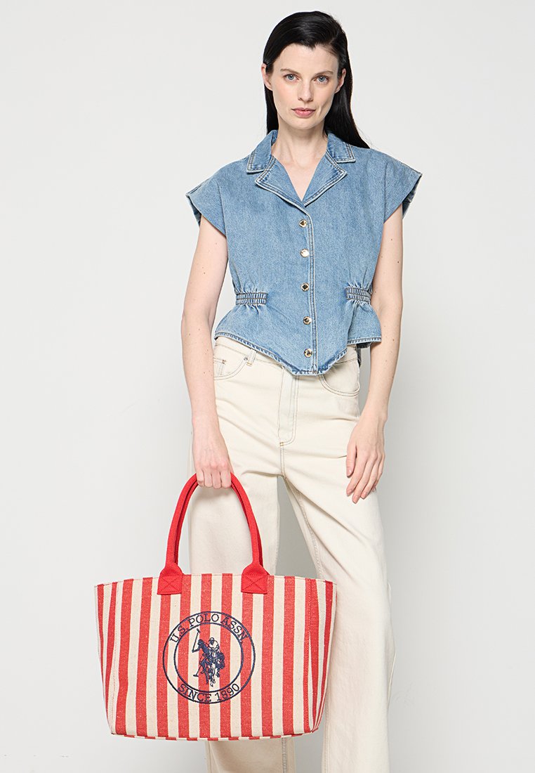 U.S. Polo Assn.