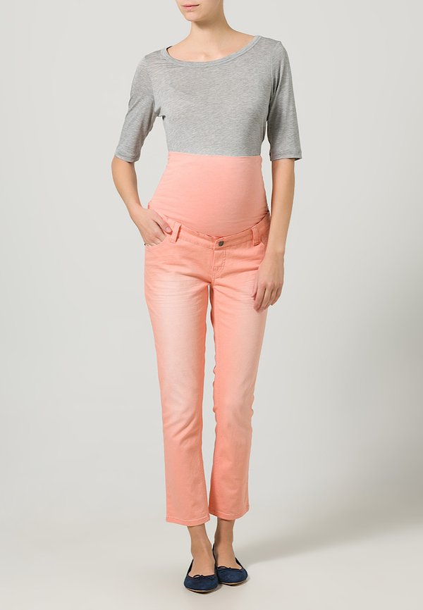 Esprit Maternity
