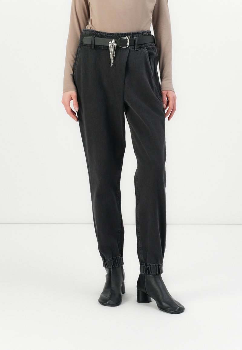 PANT JOGGER Media 1