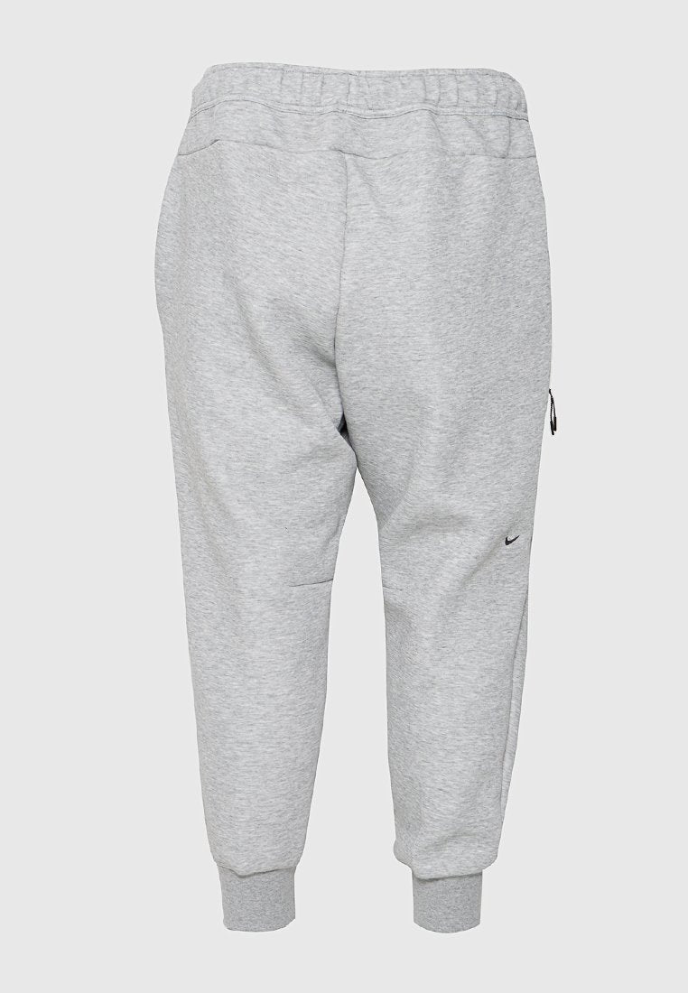 Nike Sportswear REGULAR FIT