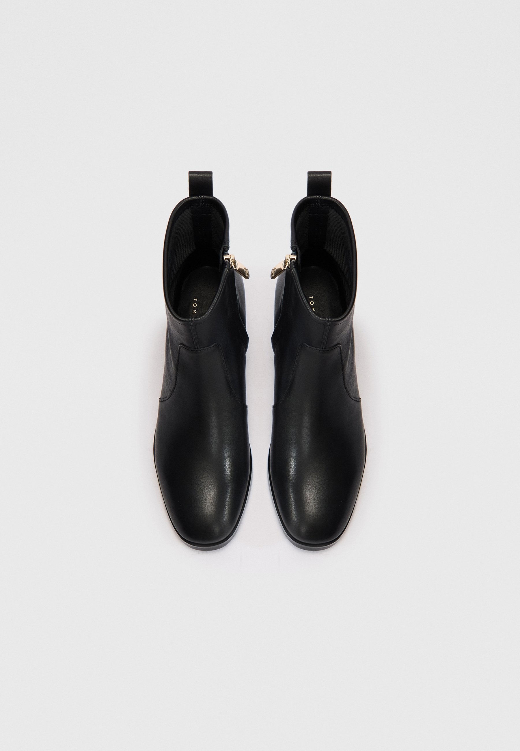 STRETCH BOOTIE Media 4