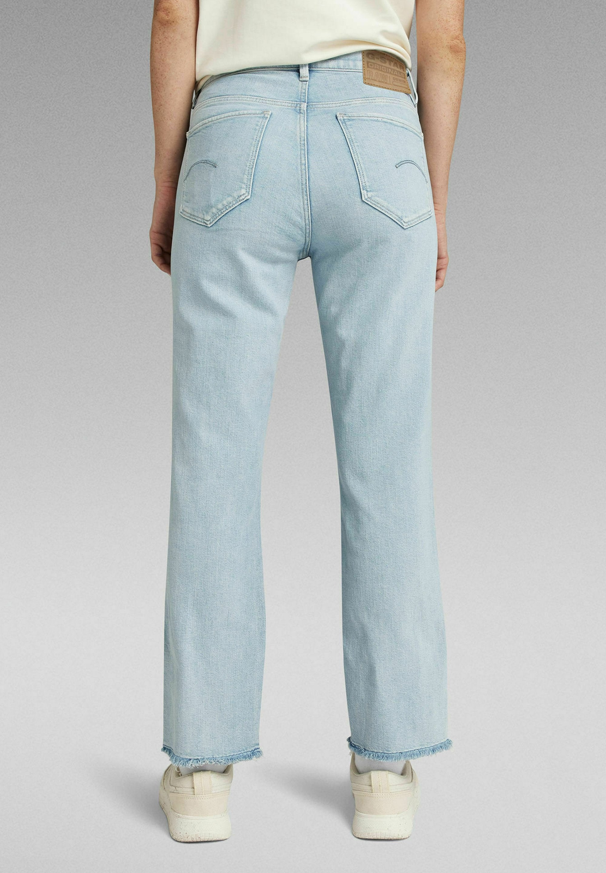 STRACE CROPPED  Media 2