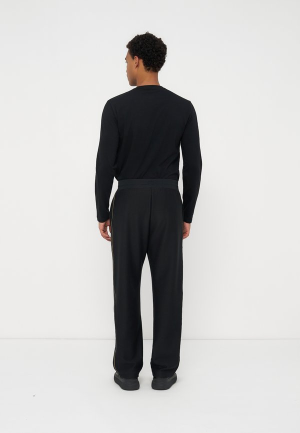 EA7 Emporio Armani