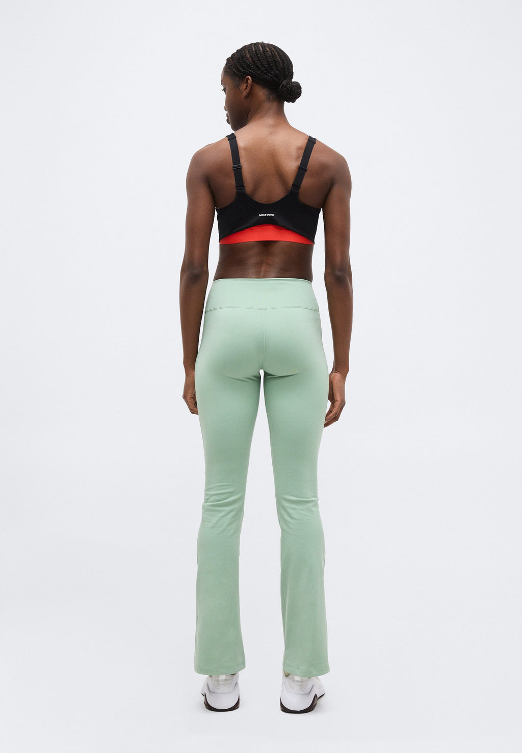 Nike Performance ONE