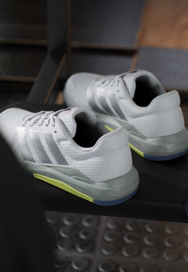 adidas Performance DS BASE