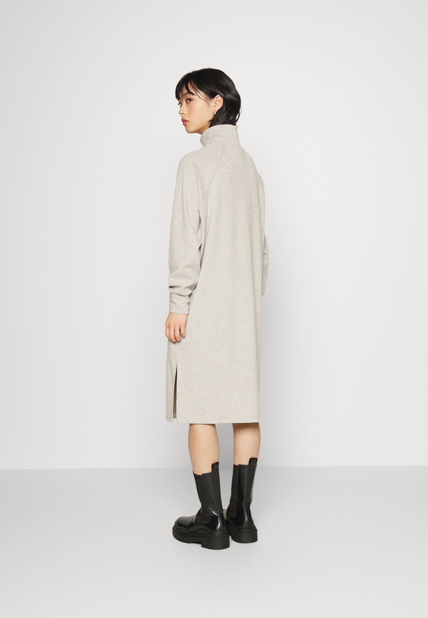 ONLDREAM HIGHNECK DRESS Media 4