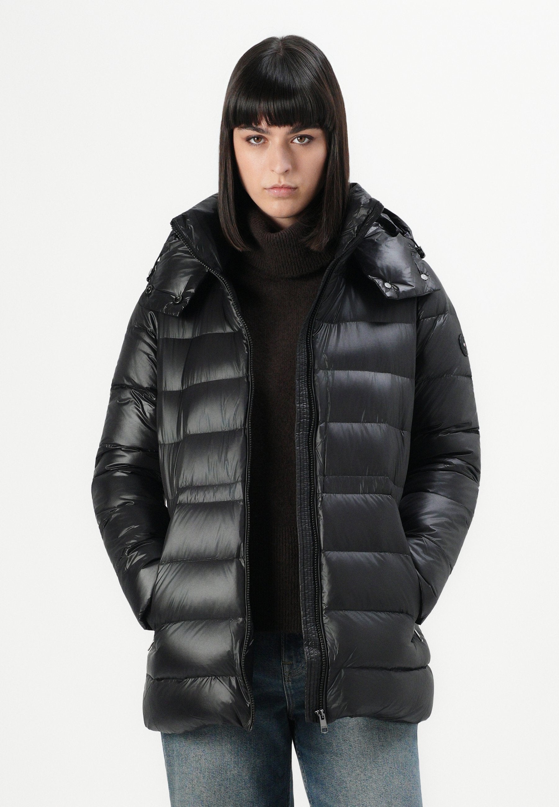 GLOSS WAIST COAT Media 5