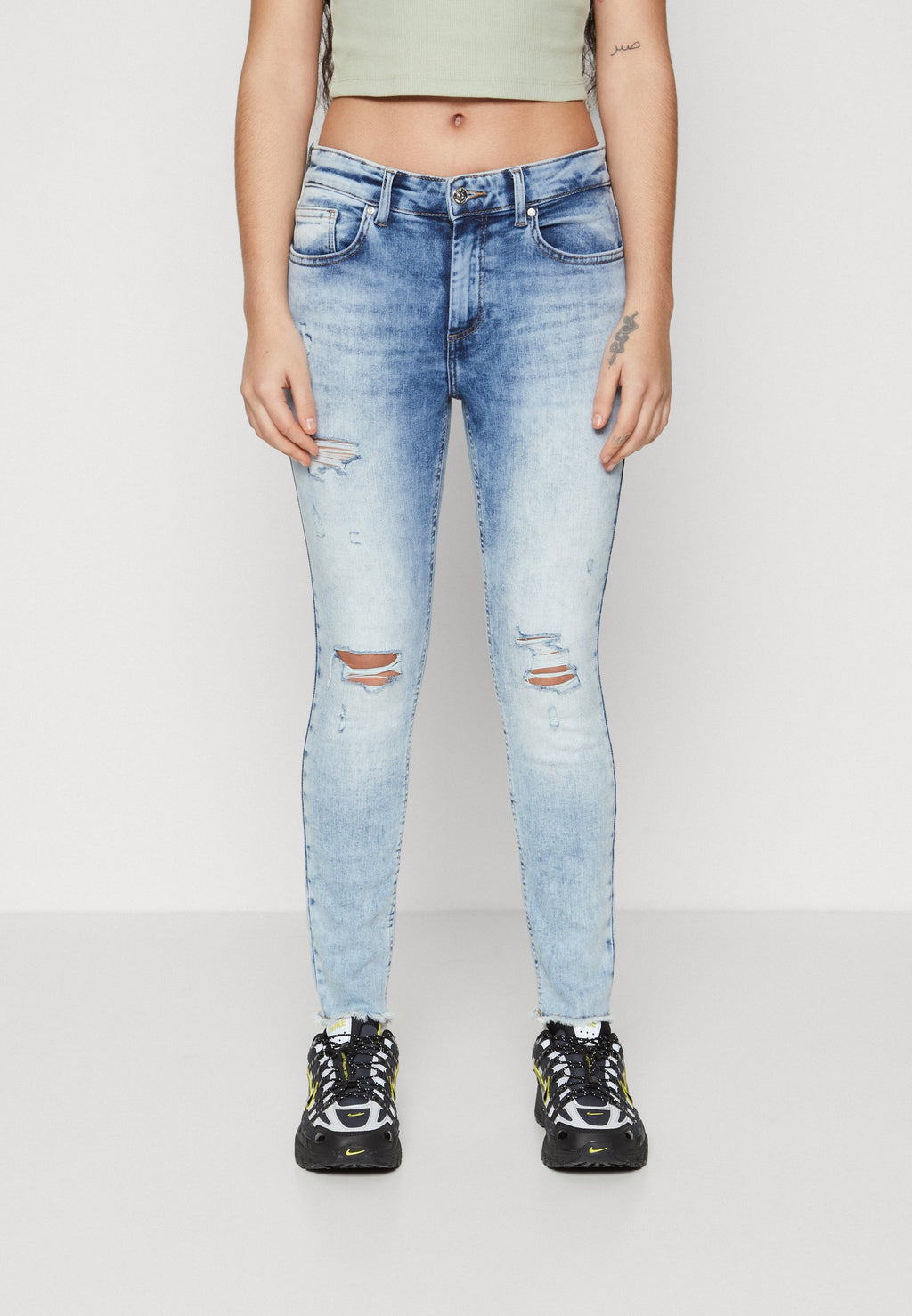ONLBLUSH MID WAIST Media 3