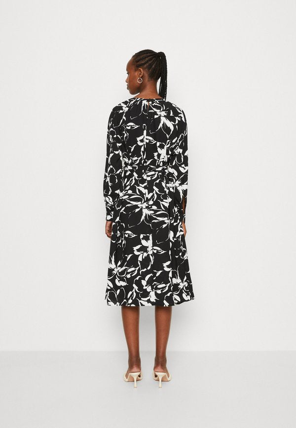 Vero Moda VMPOLLIANA INGE CALF DRESS