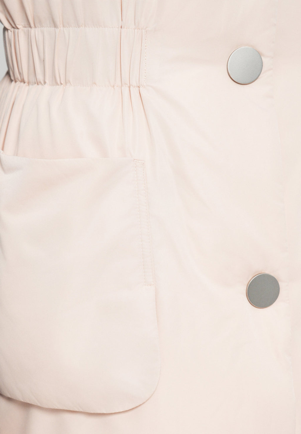 Armani Exchange Weste Media 6