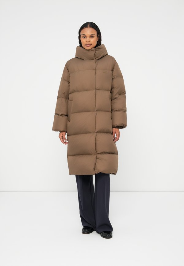 Tommy Hilfiger WATER REPELLENT DOWN LONGLINE WRAP COAT - Down coat - nordic taupe