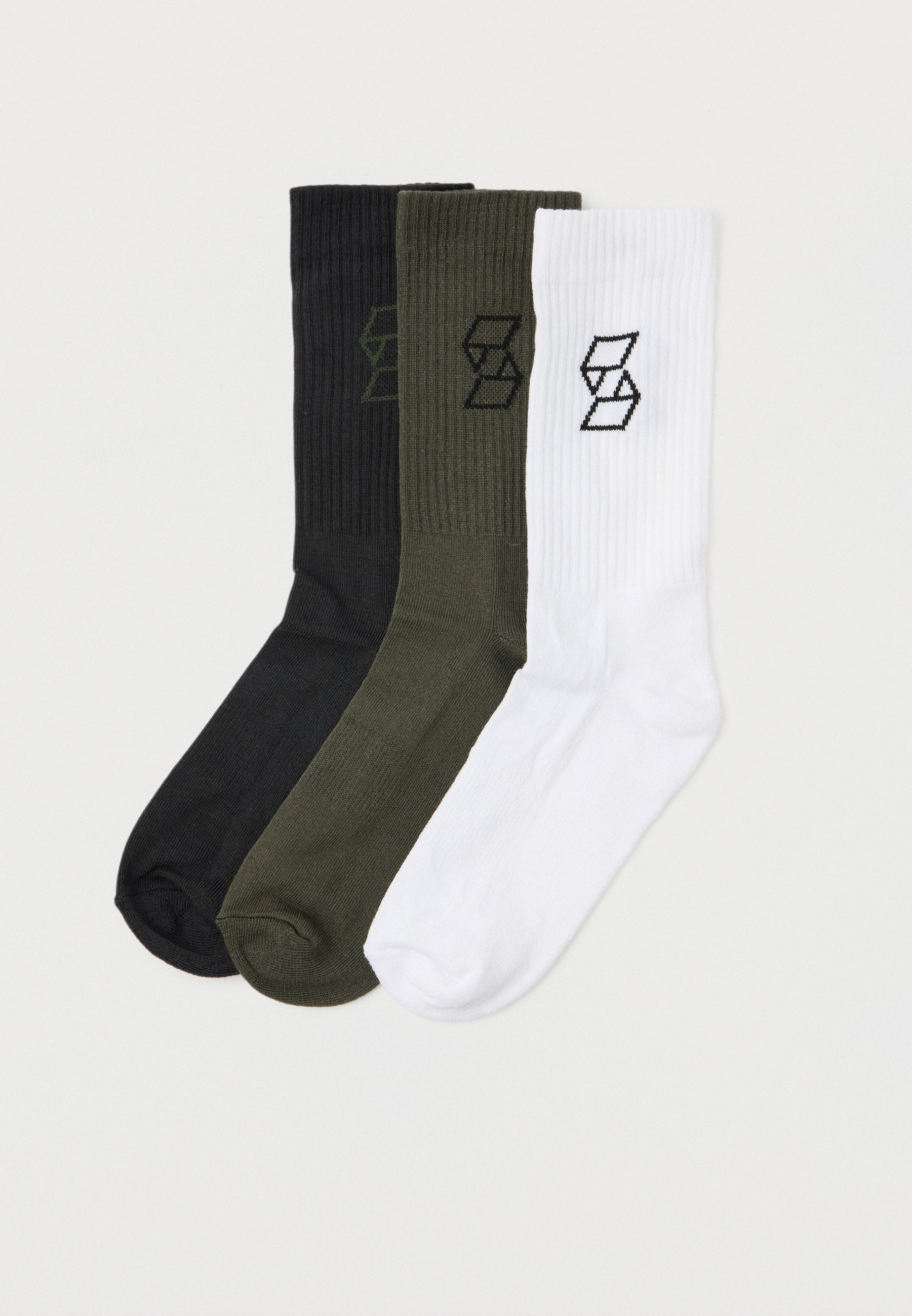 Pier One Sport SOCKS 3 PACK