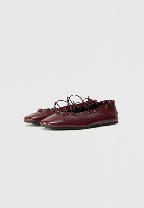 Steve Madden POINTE