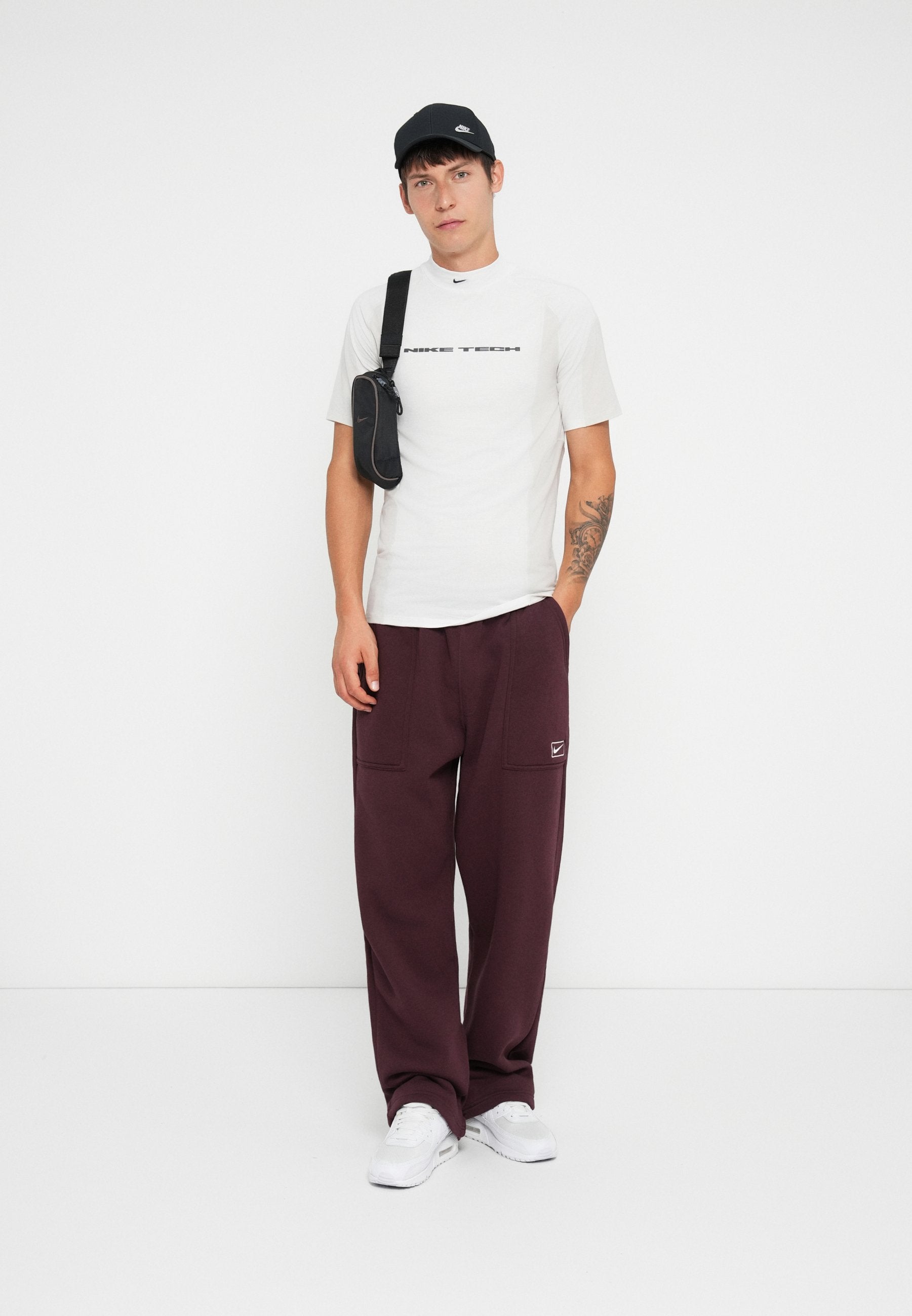 Nike Sportswear LAYER