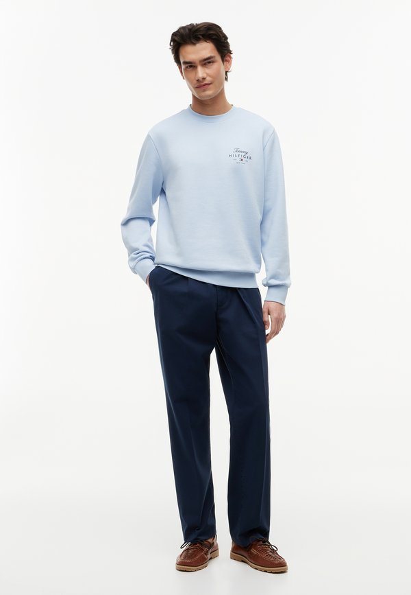 Tommy Hilfiger SCRIPT STACK BRAND LOVE