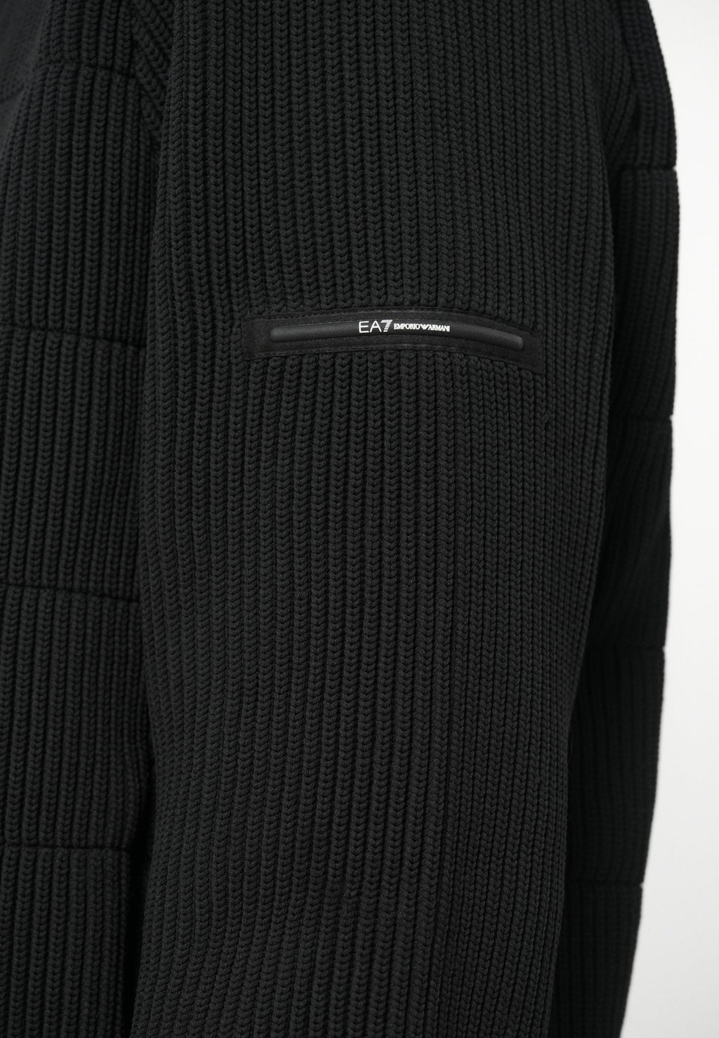MOUNTAIN JACKET SPECIAL Media 7