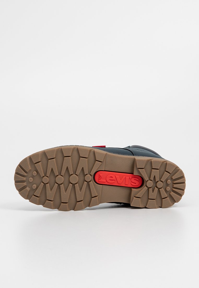 Levi's® NEW FORREST