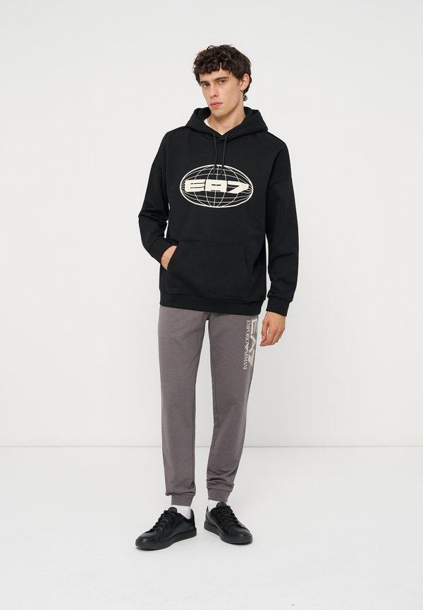 EA7 Emporio Armani