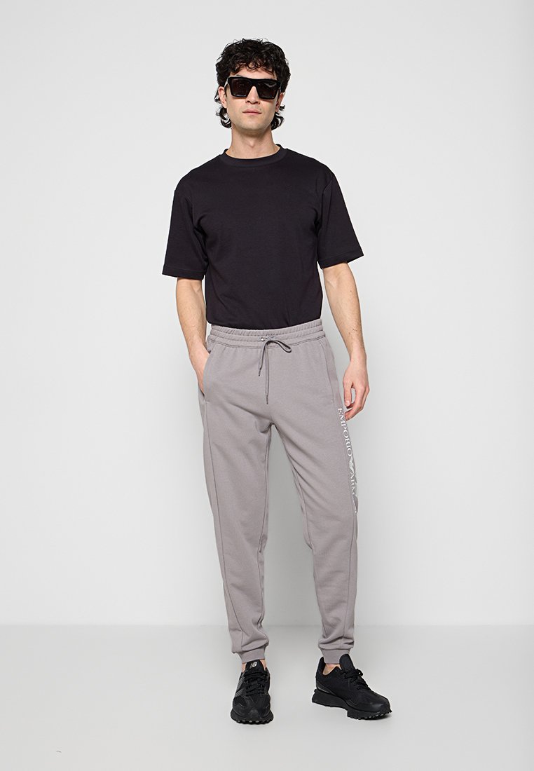 EA7 Emporio Armani Jogginghose Media 2